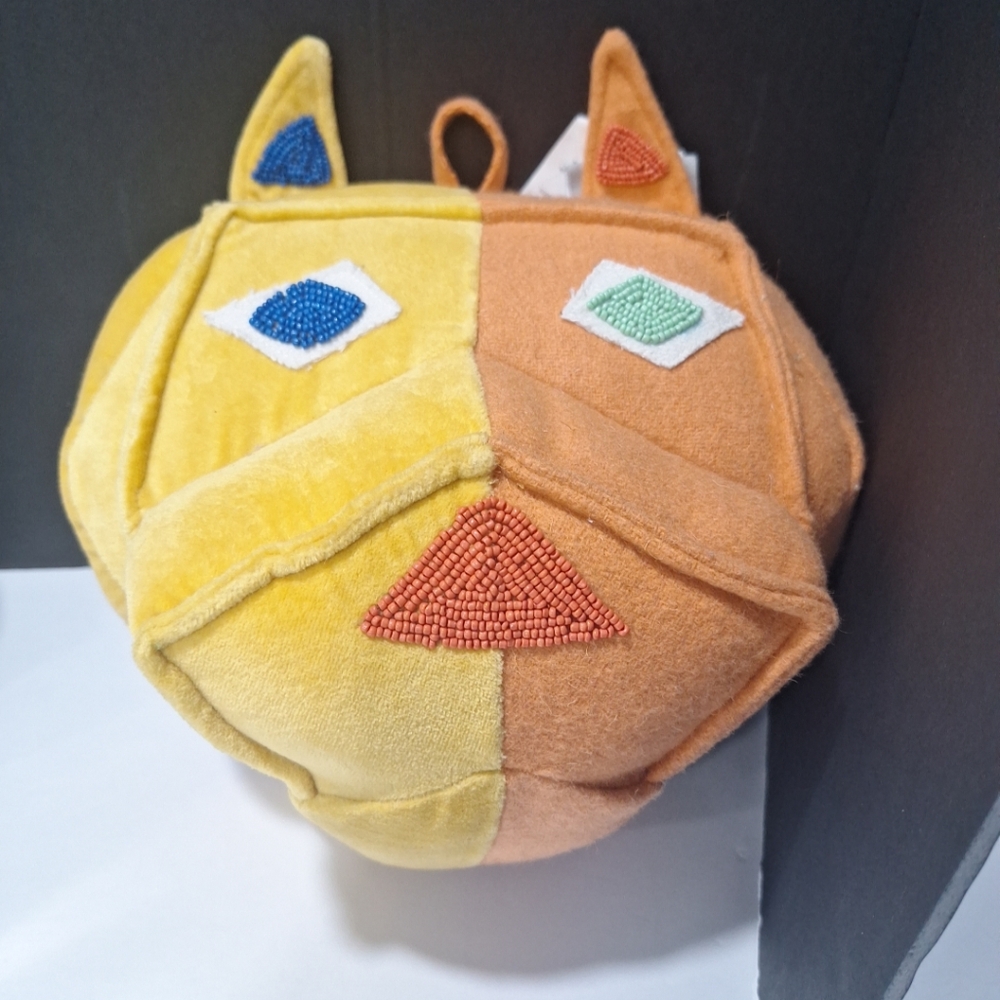 Crate & Barrel 3D Wall Decor- Cat and Dog - Picture 6 of 9